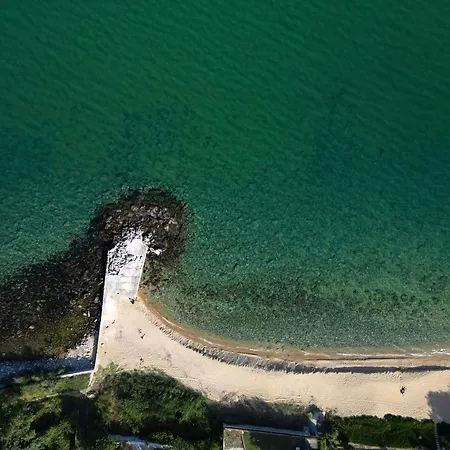 Dimitras Apartmán *